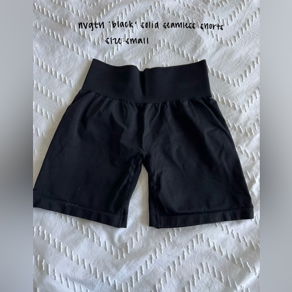 NVGTN Pants - NVGTN Black Seamless Shorts